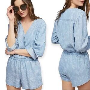 Cloth & Stone S Chambray Floral V-Neck Sleeve Romper Shorts Outfit Anthroplogie